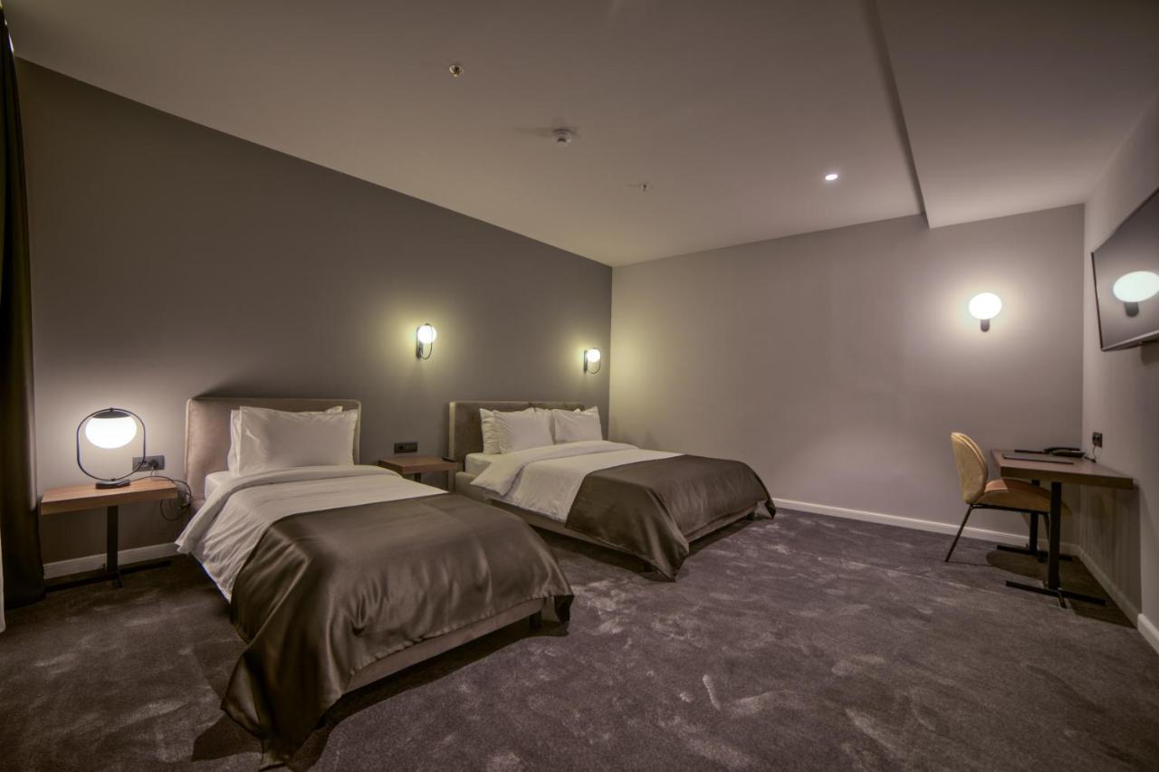 Boscovich Boutique Hotel 波德戈里察 外观 照片